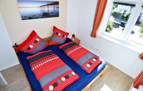 Schlafzimmer 2 
