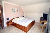 Schlafzimmer 2 (OG)