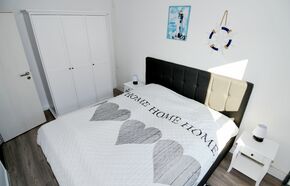 Schlafzimmer 1 mit Doppelbett